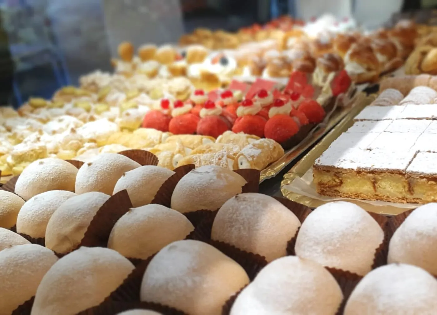 Brioche e dolci da colazione del Bar ai Portici